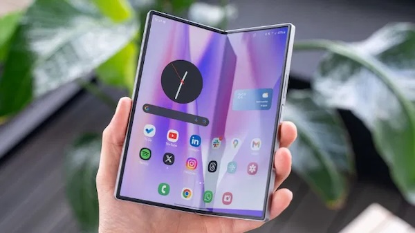 Khả năng chống nước và độ bền của Galaxy Z Fold 7